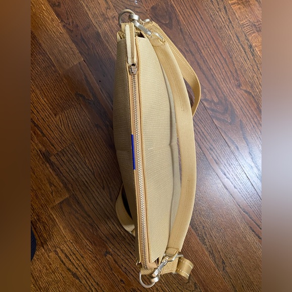 Rothys- The Daily Crossbody- Golden Wheat - Picture 7 of 15